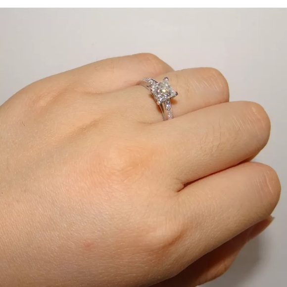 Princess Cut 925 Silver Women Wedding Band Ring - Picture 3 of 4